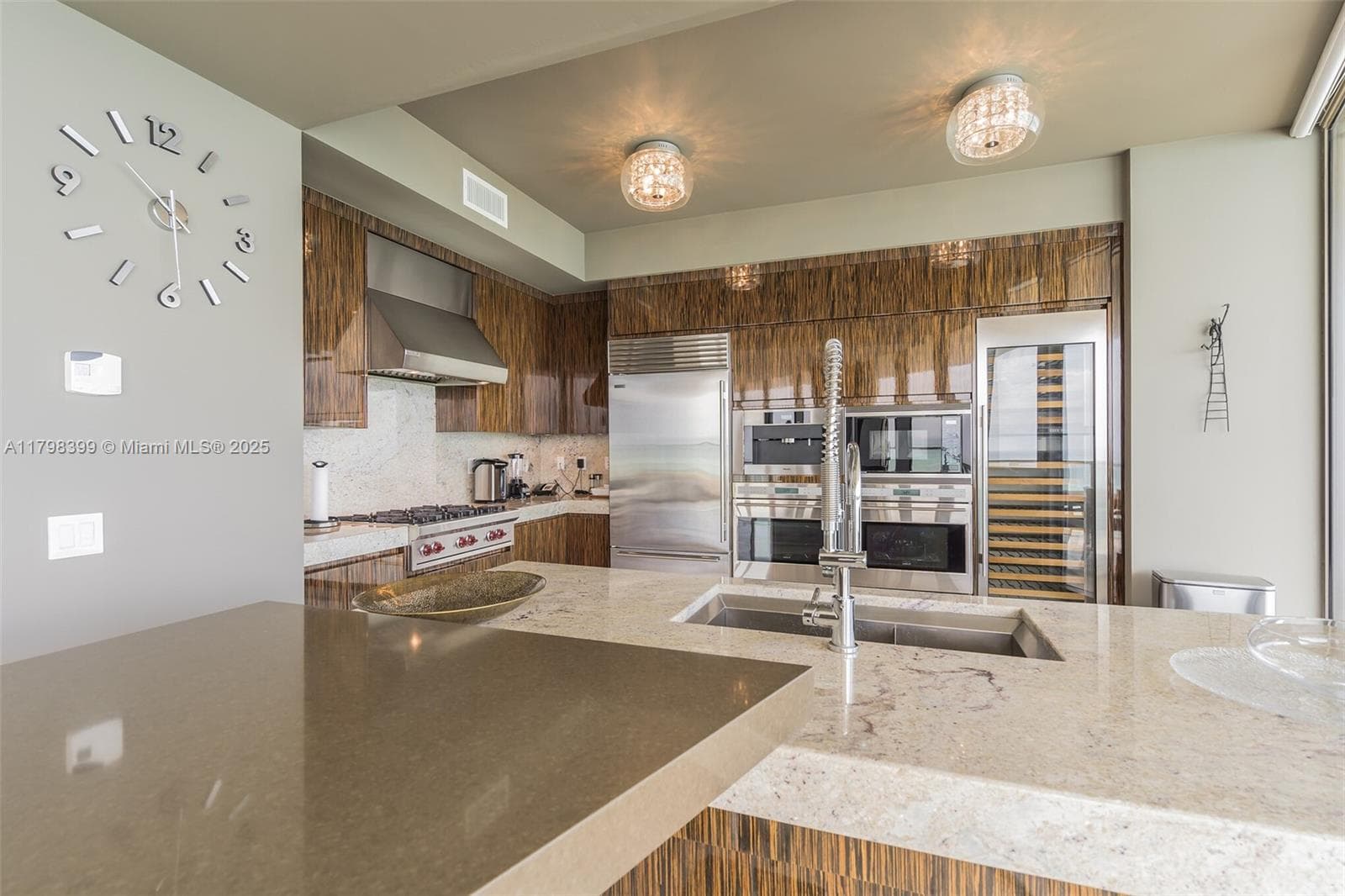 9703 Collins Ave 2100 photo 8