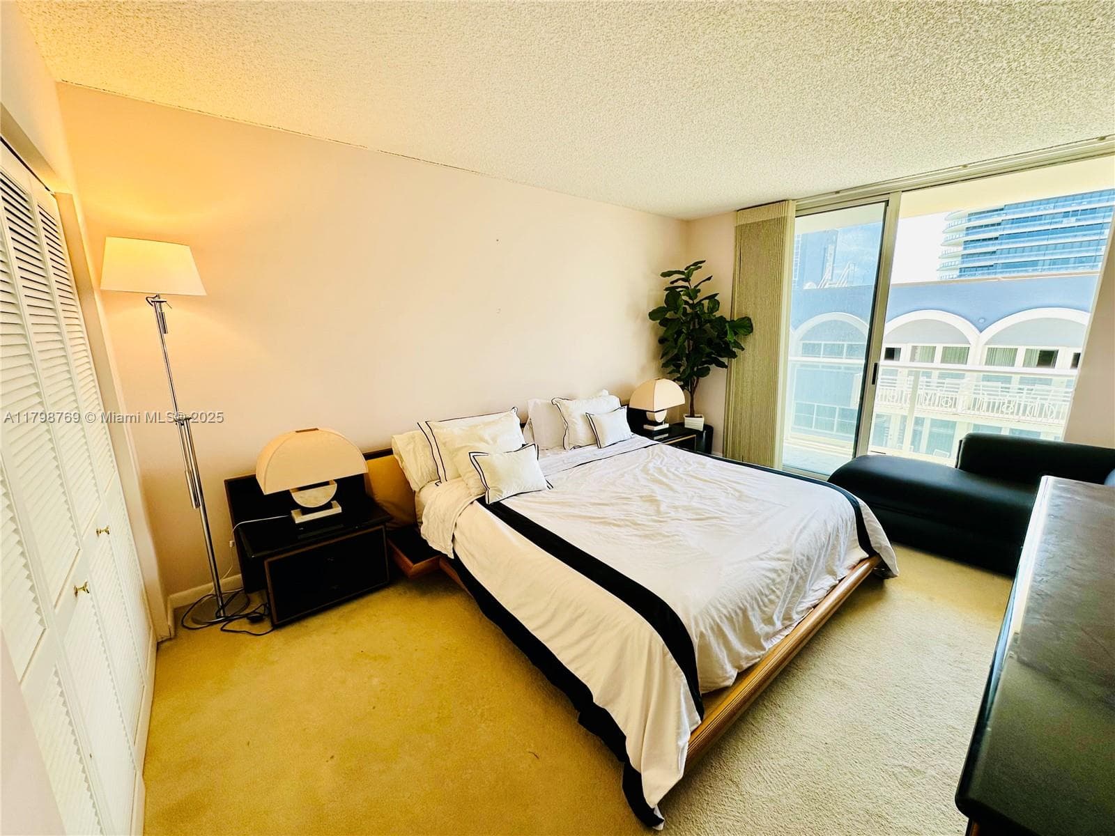 8855 Collins Ave 7H photo 24