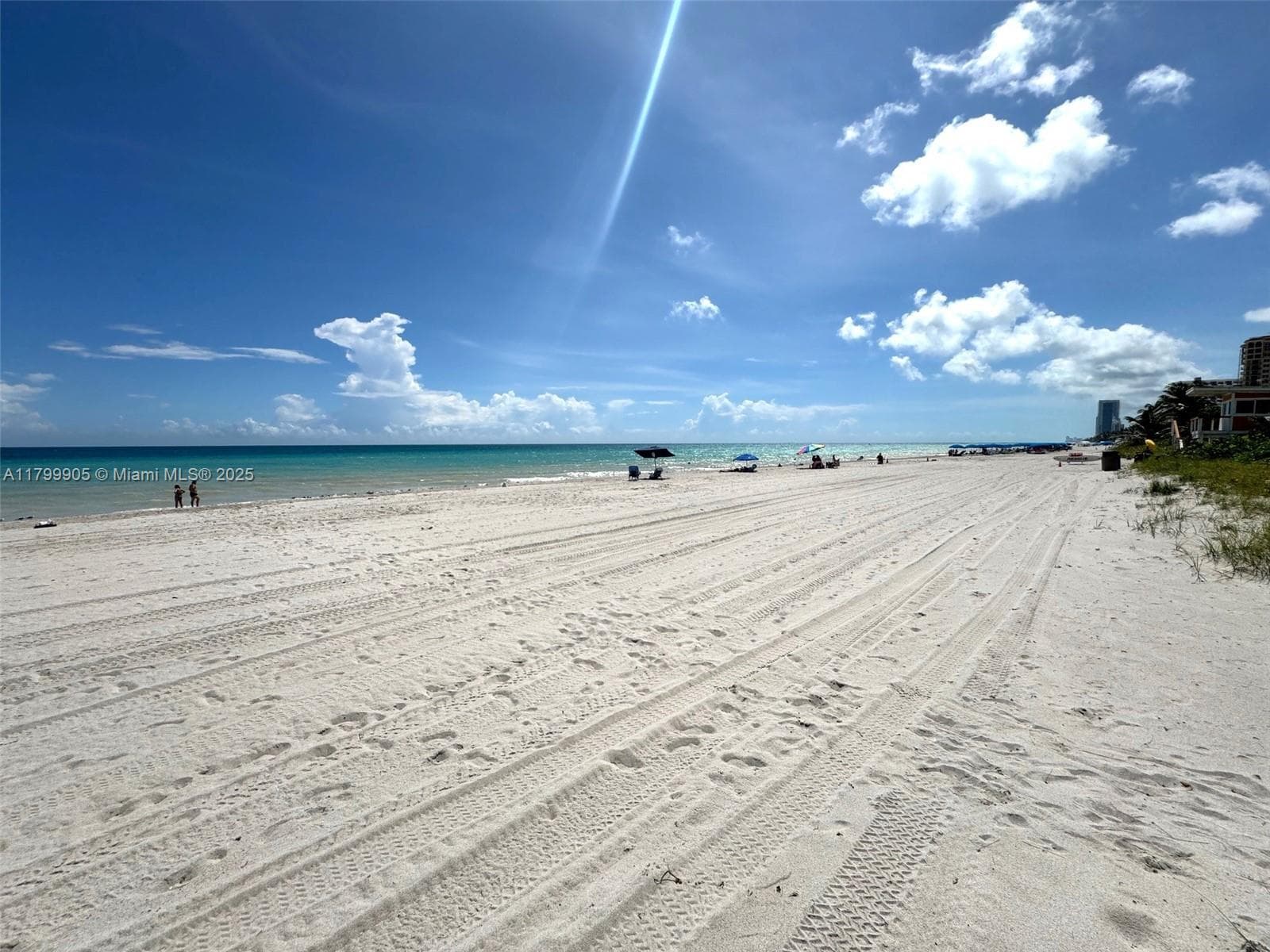 1936 Ocean Dr 8D photo 23
