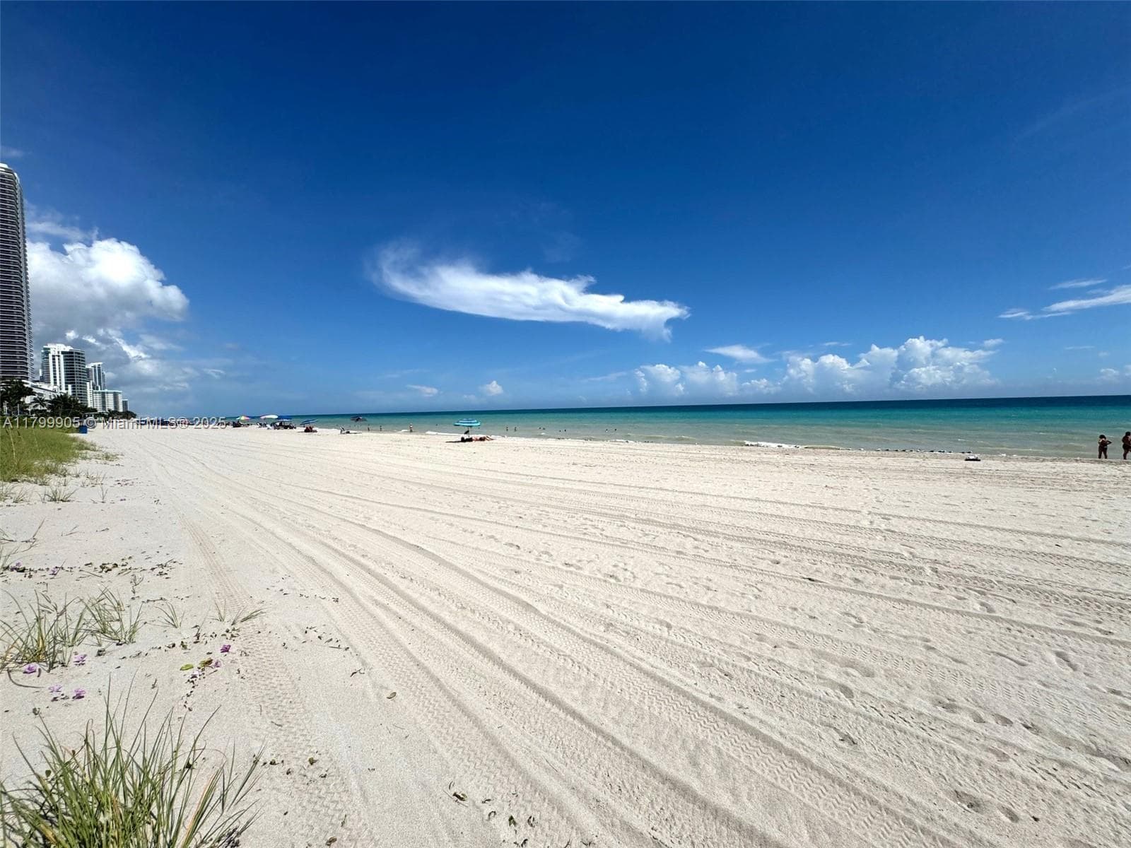 1936 Ocean Dr 8D photo 24