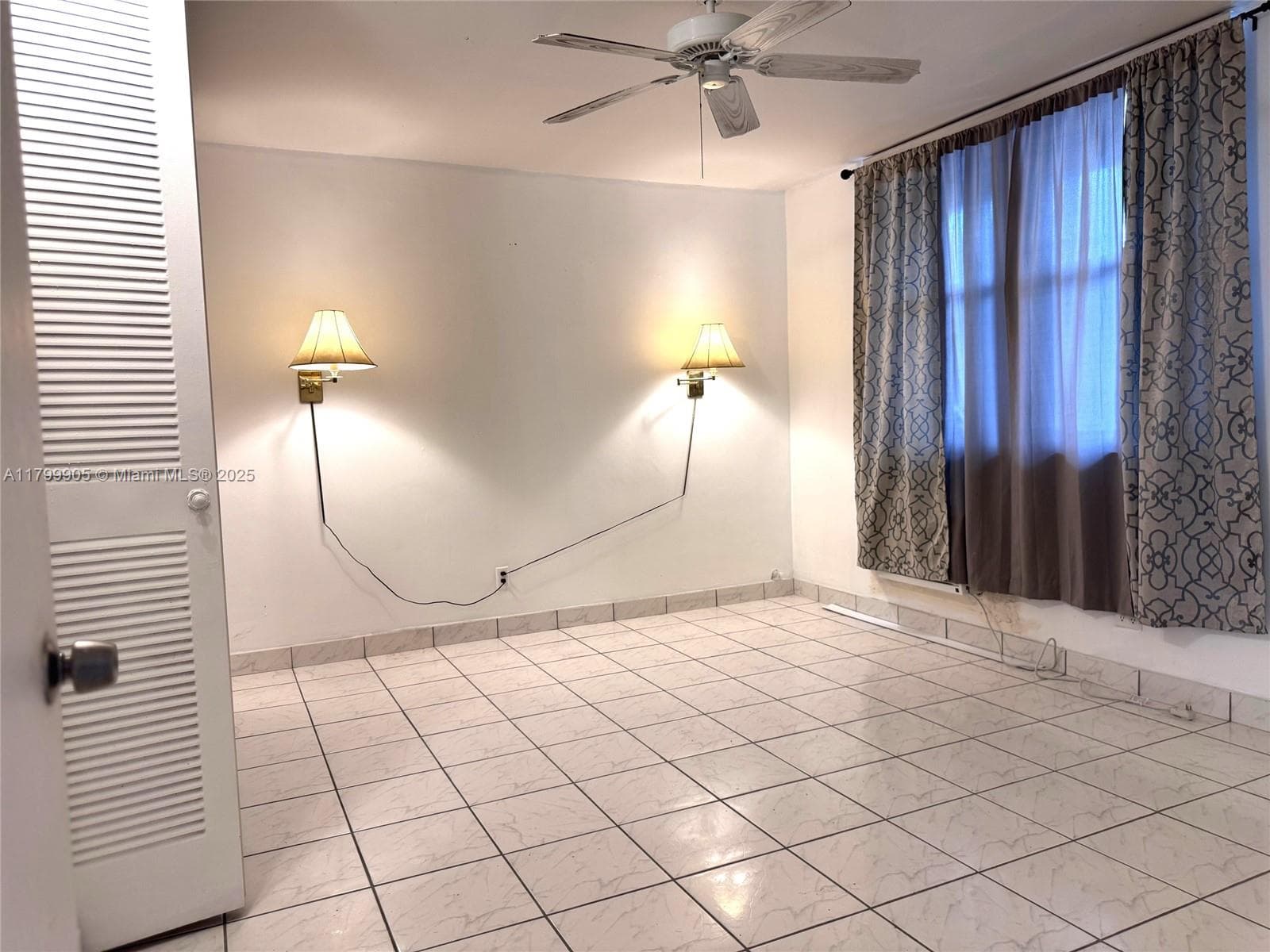 1936 Ocean Dr 8D photo 10