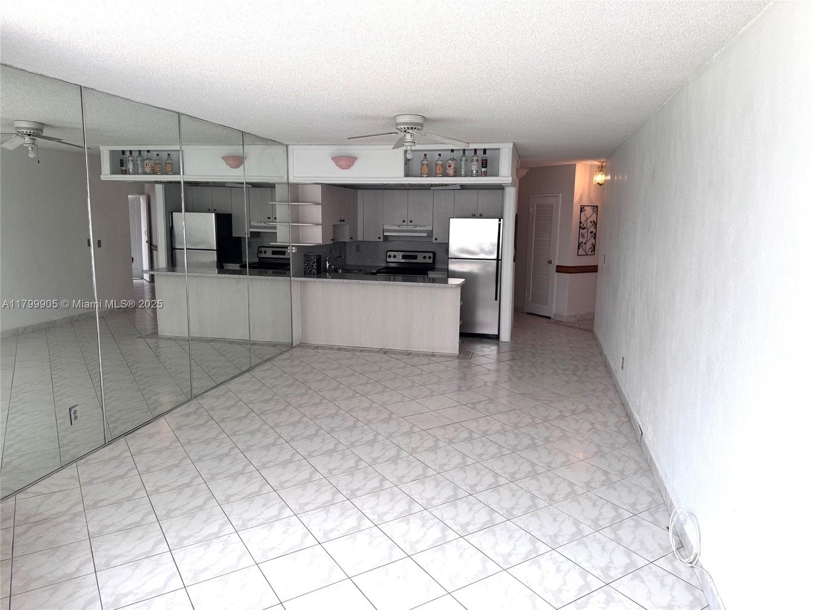 1936 Ocean Dr 8D photo 14