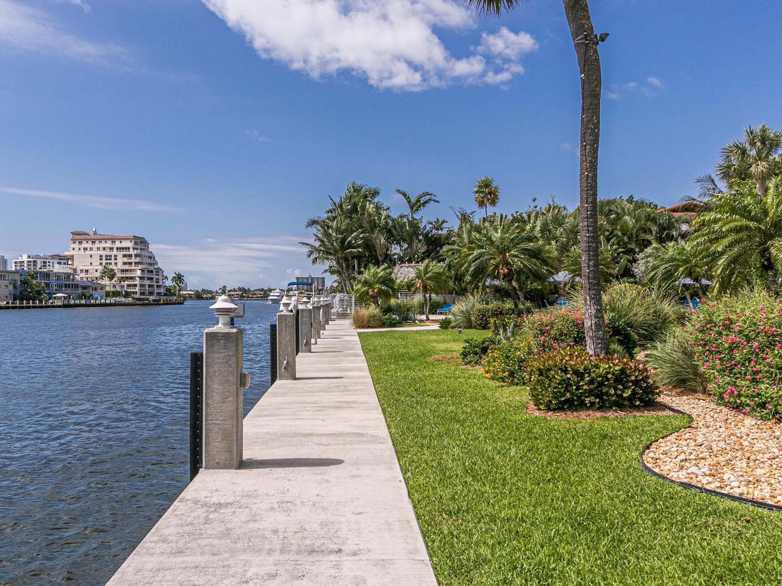 888 Intracoastal Drive #14F 5
