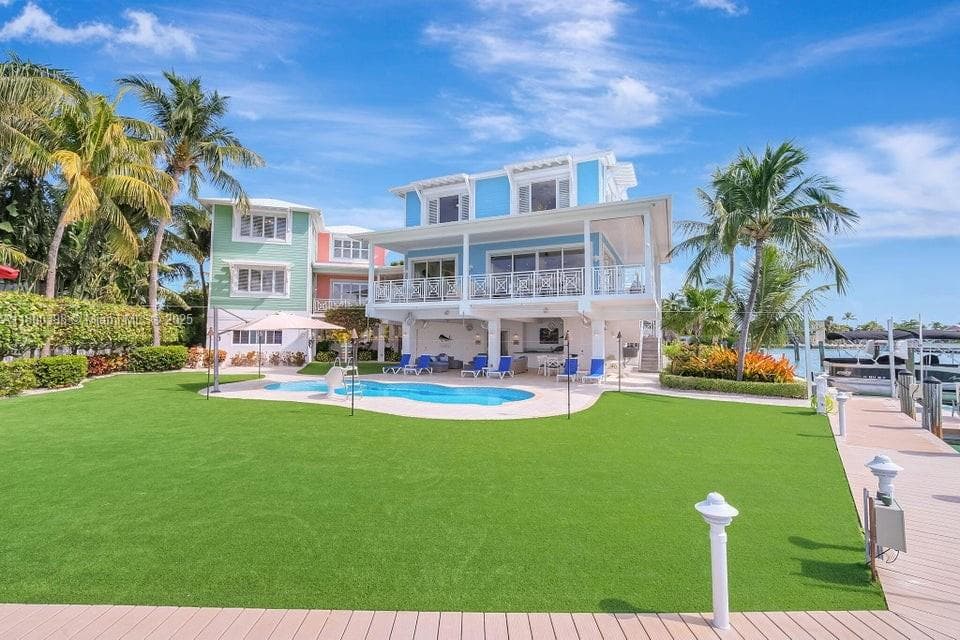 162 Bayview Dr 2