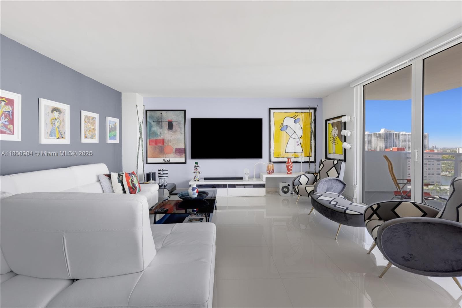 2030 Ocean Dr 1707 photo 18