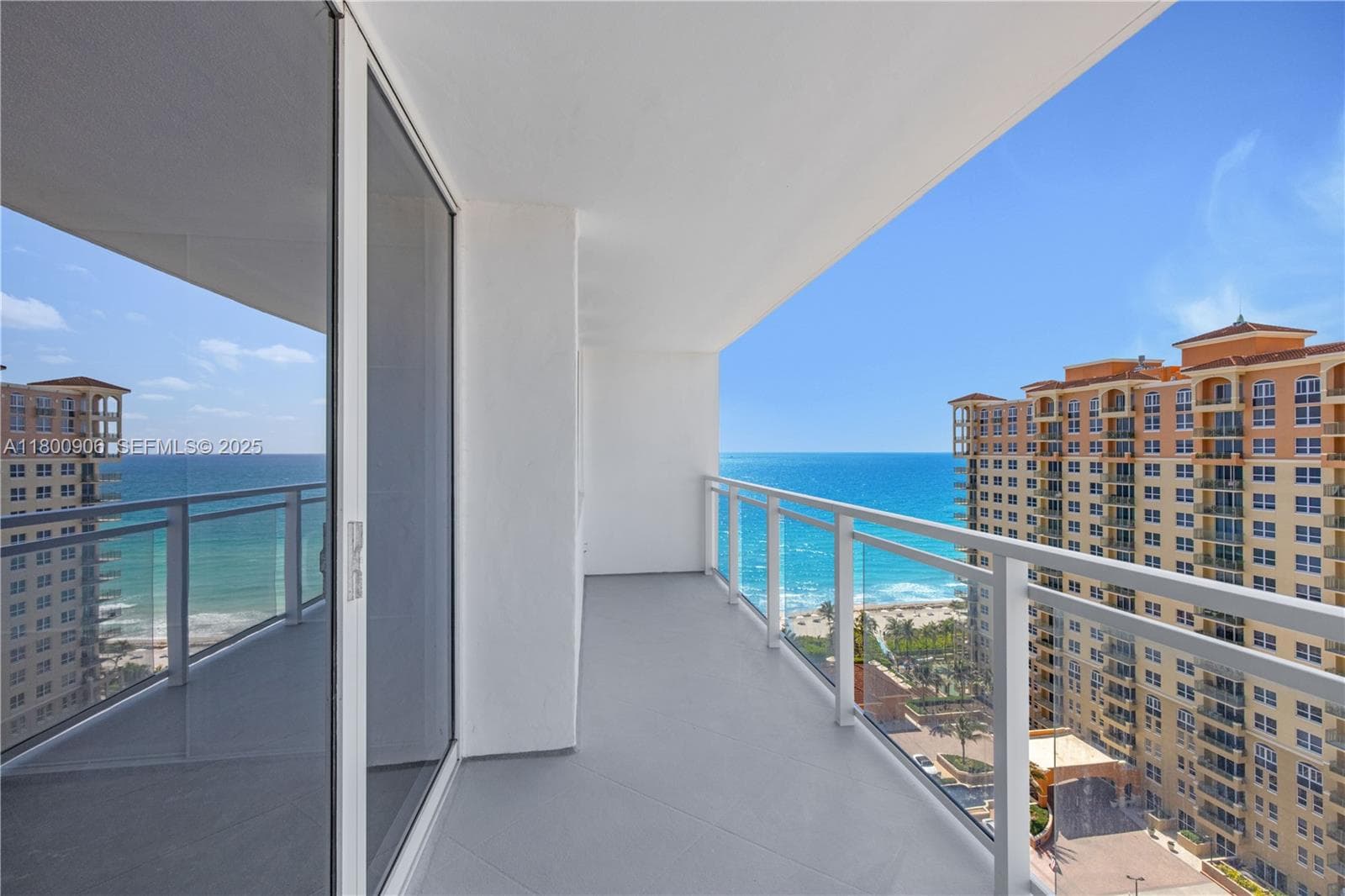 2030 S Ocean Dr 1708 photo 3