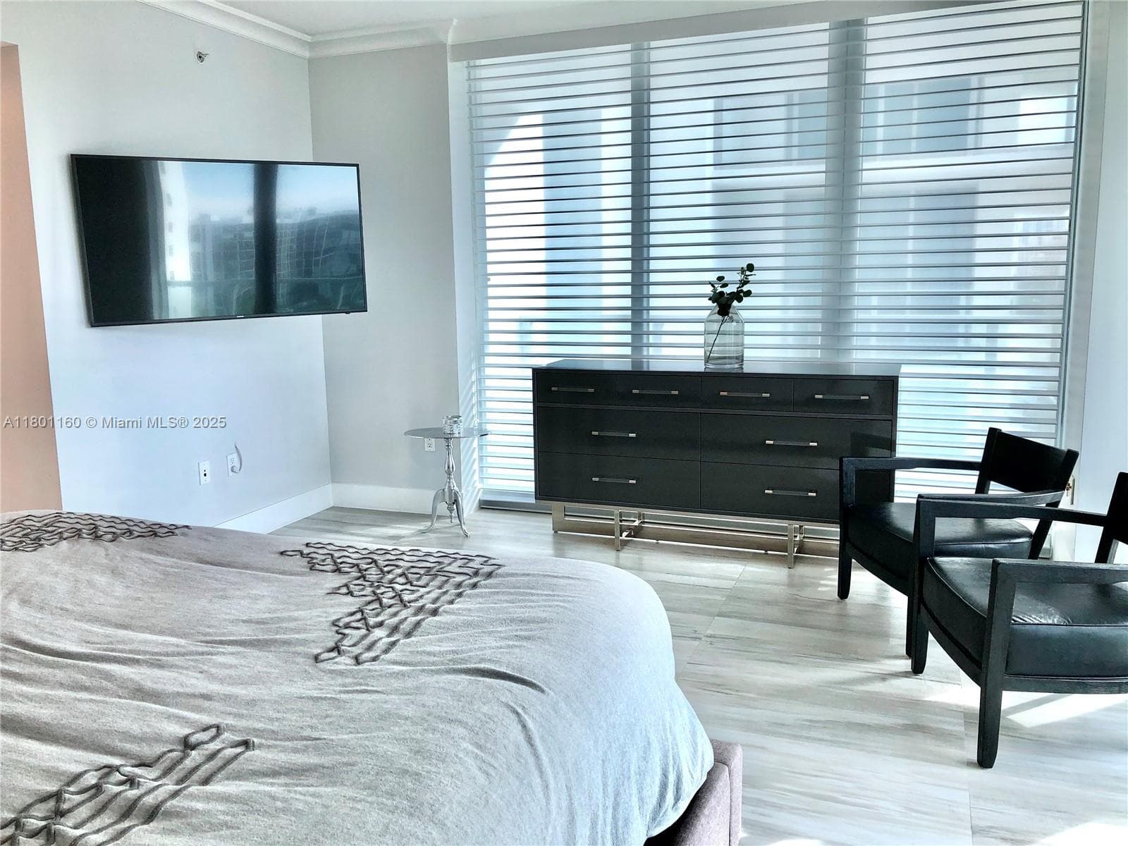 3101 Ocean Dr 801 photo 22