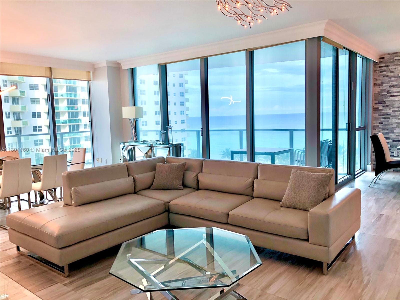 3101 Ocean Dr 5