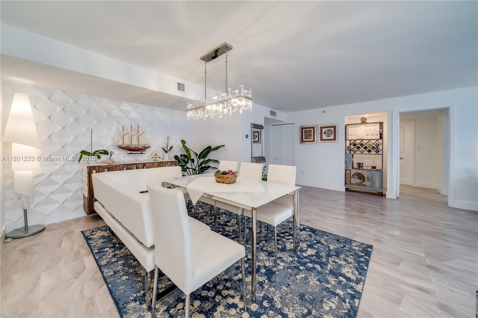 1201 Ocean Dr 1105N photo 6