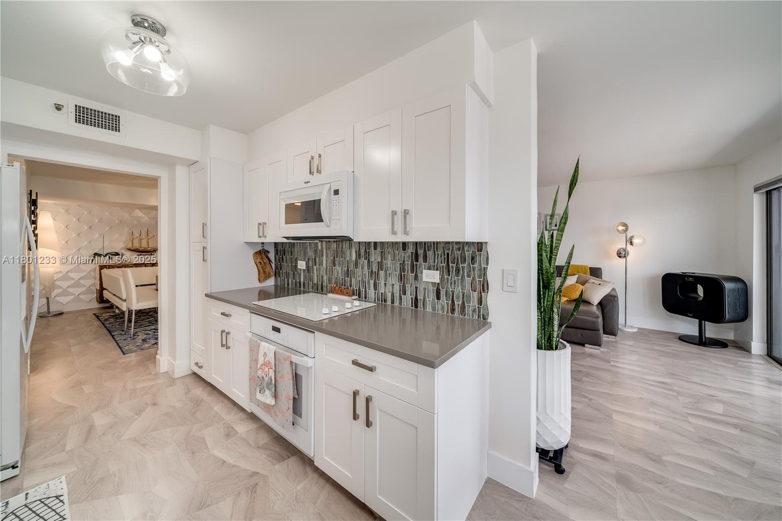 1201 Ocean Dr 1105N photo 17