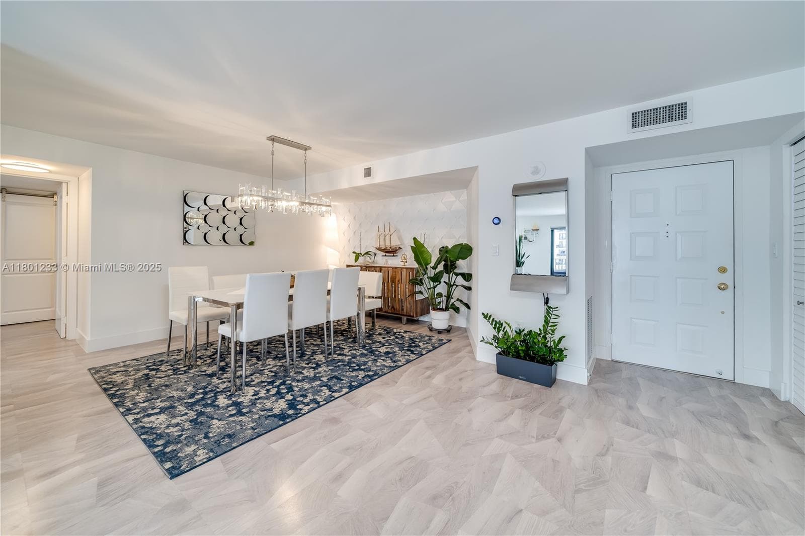 1201 Ocean Dr 4
