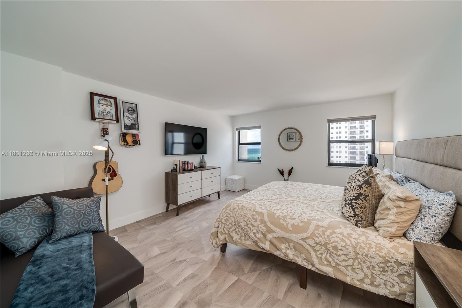 1201 Ocean Dr 1105N photo 21