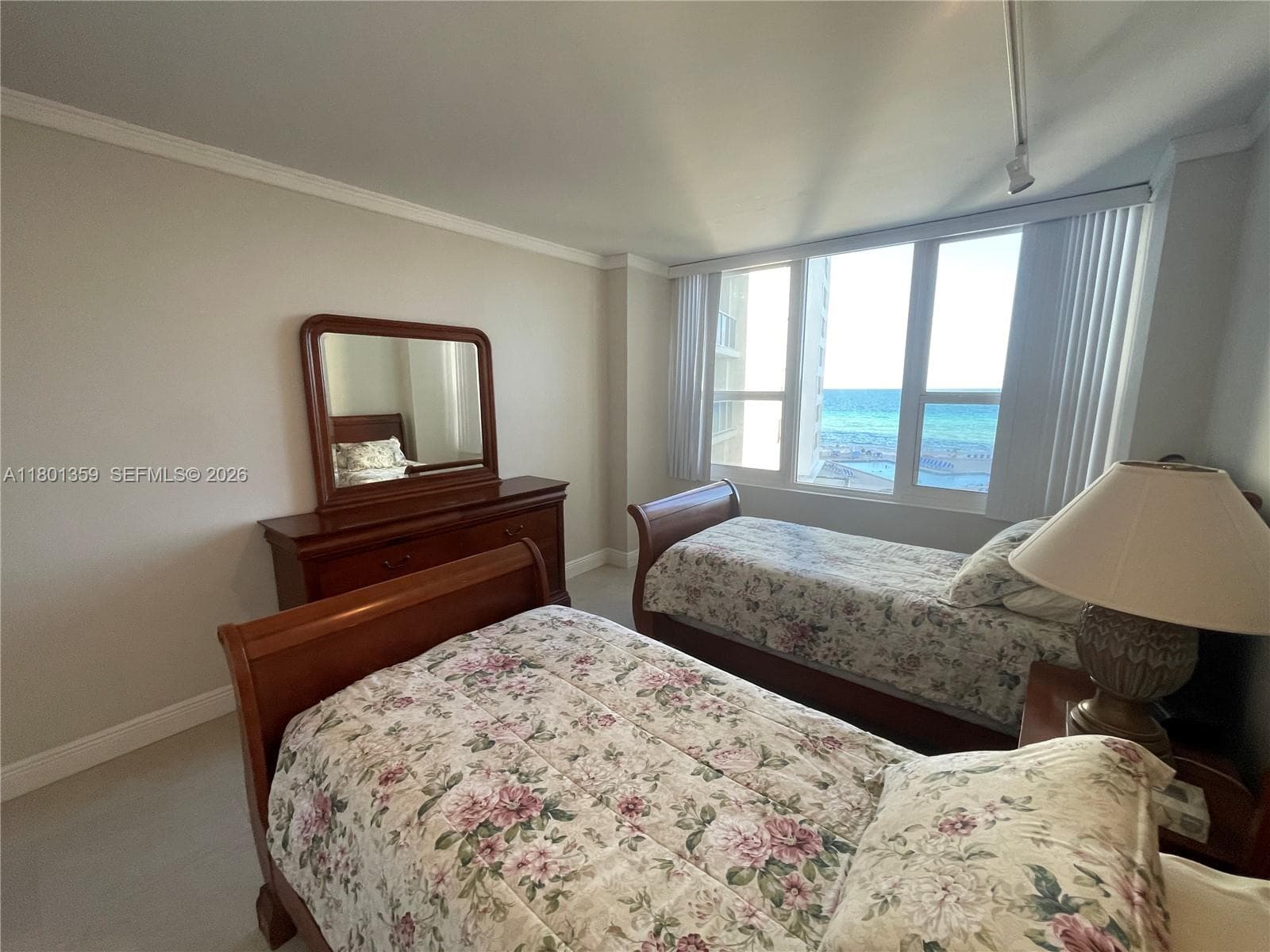3505 S Ocean Dr 420 photo 9
