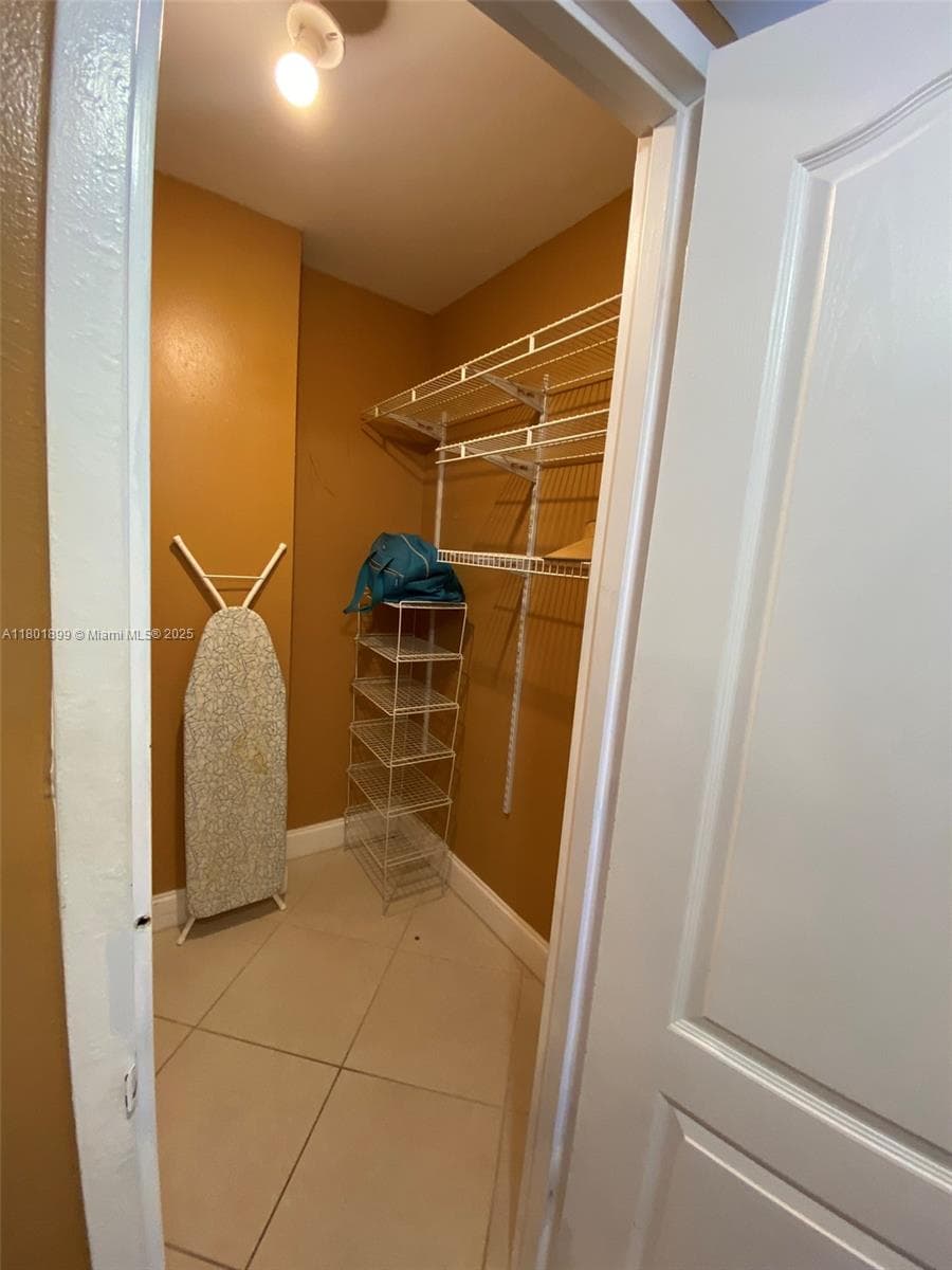 3180 S Ocean Dr 403 photo 16