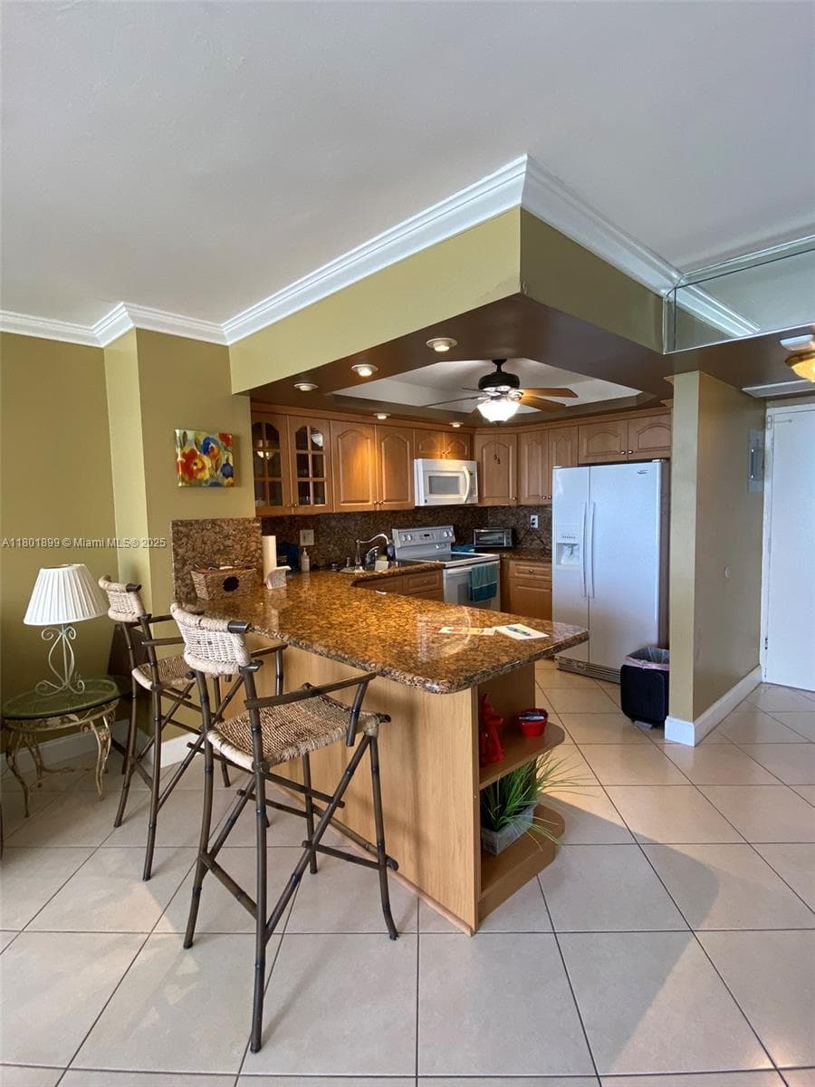 3180 S Ocean Dr 403 photo 3