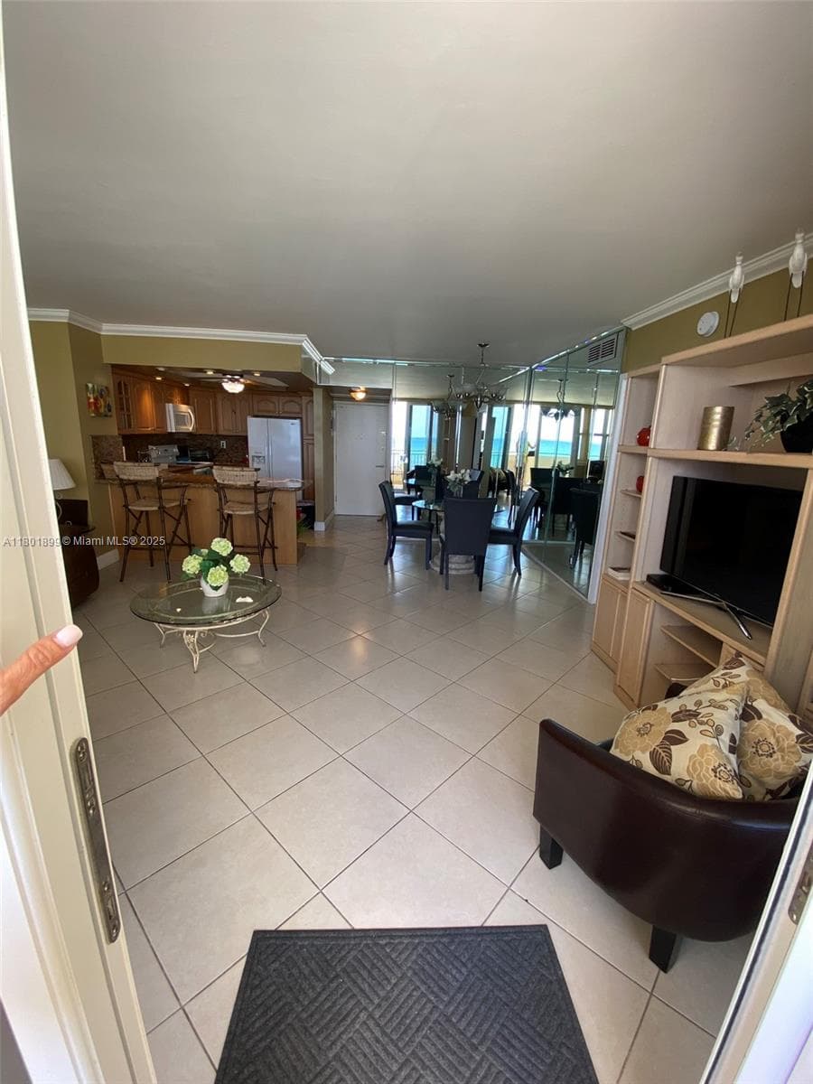 3180 S Ocean Dr 403 photo 24