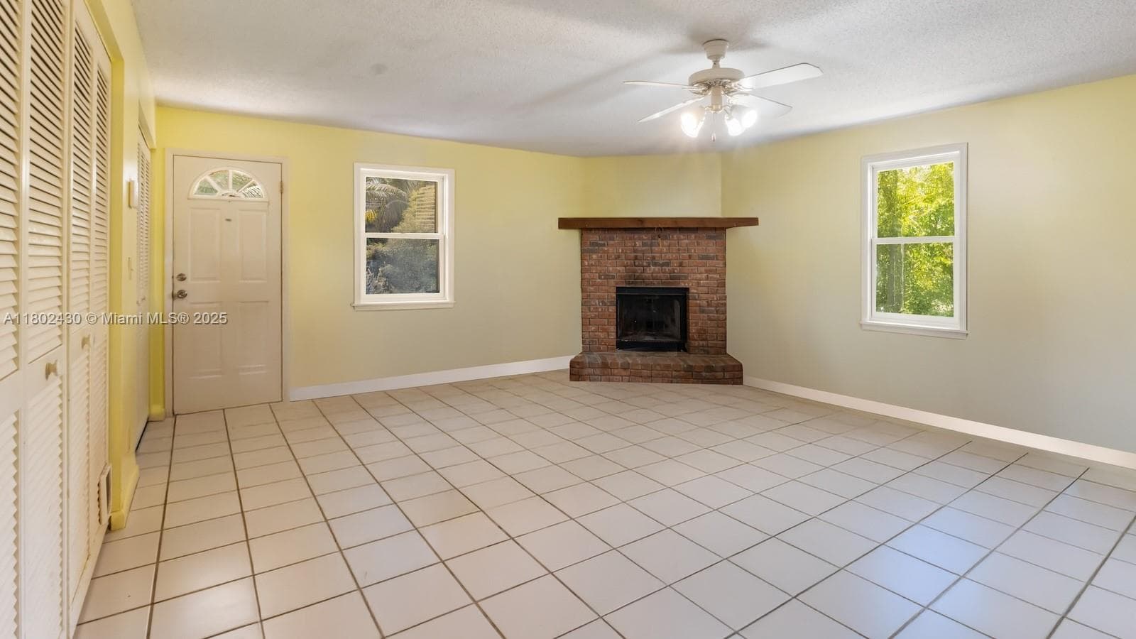 17254 32nd Ln N photo 6
