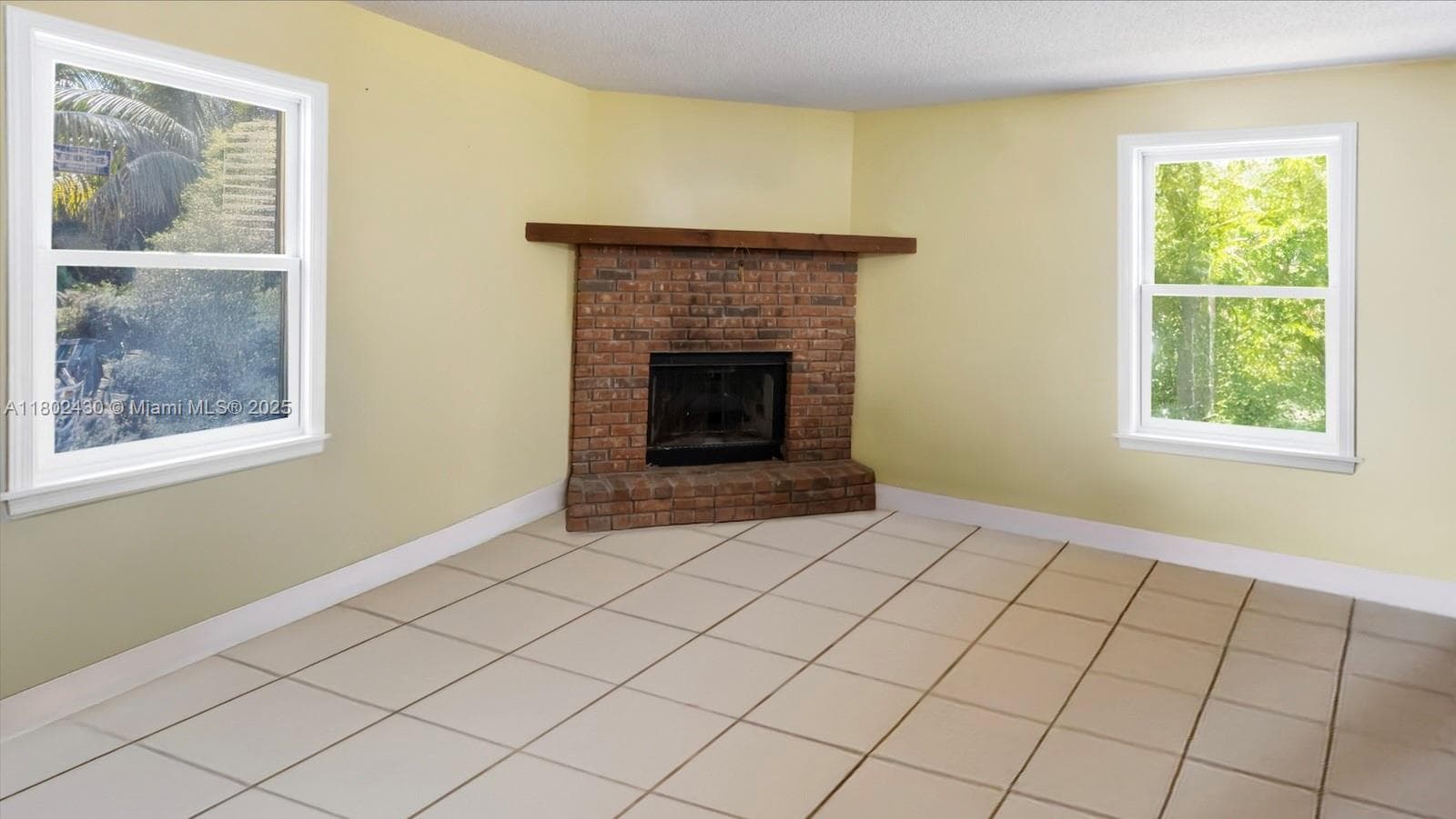 17254 32nd Ln N photo 7