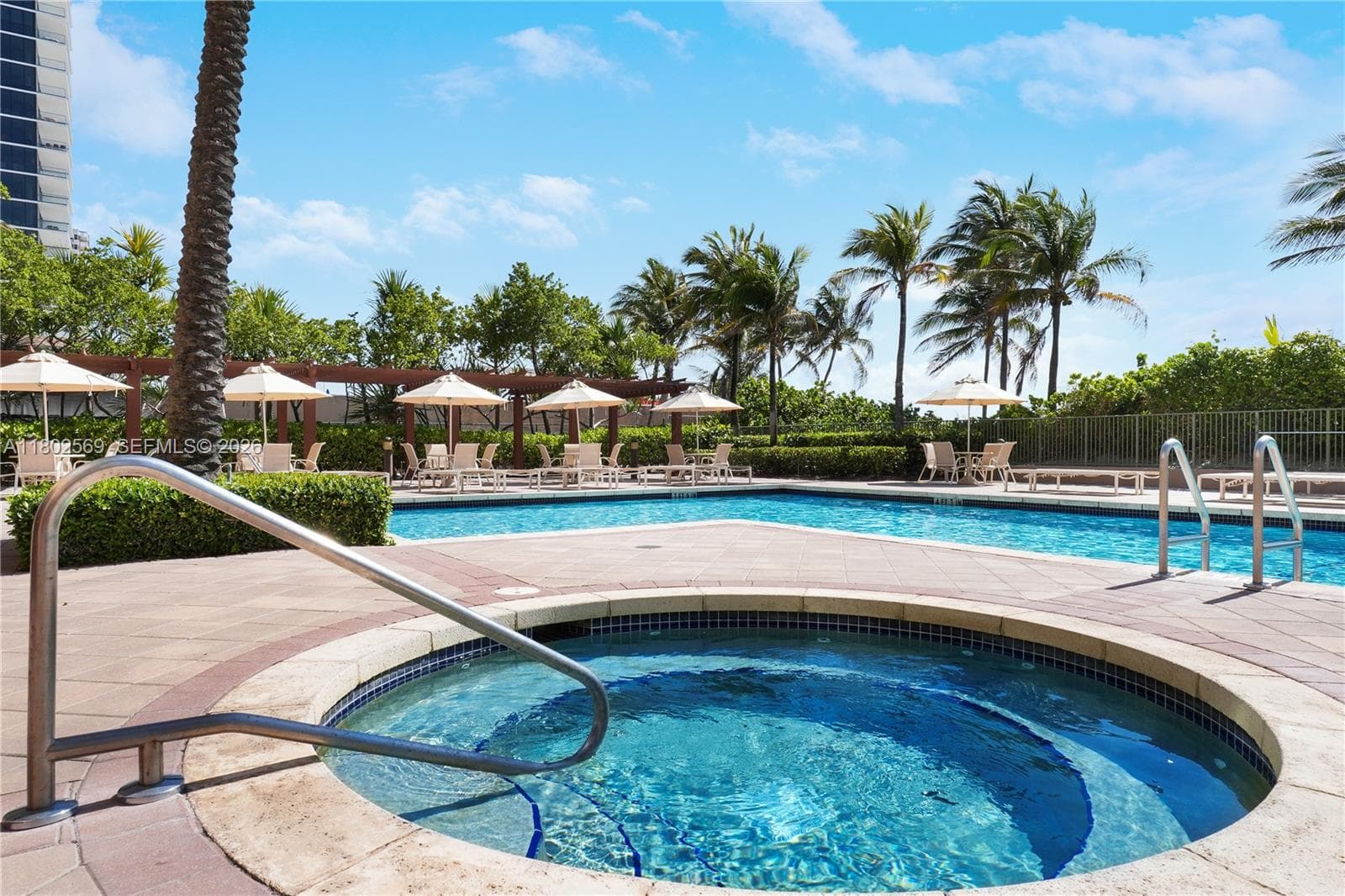 2080 Ocean Dr PH4 photo 20