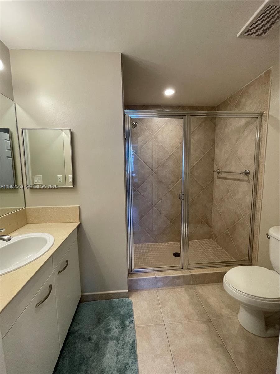 2080 Ocean Dr PH4 photo 15