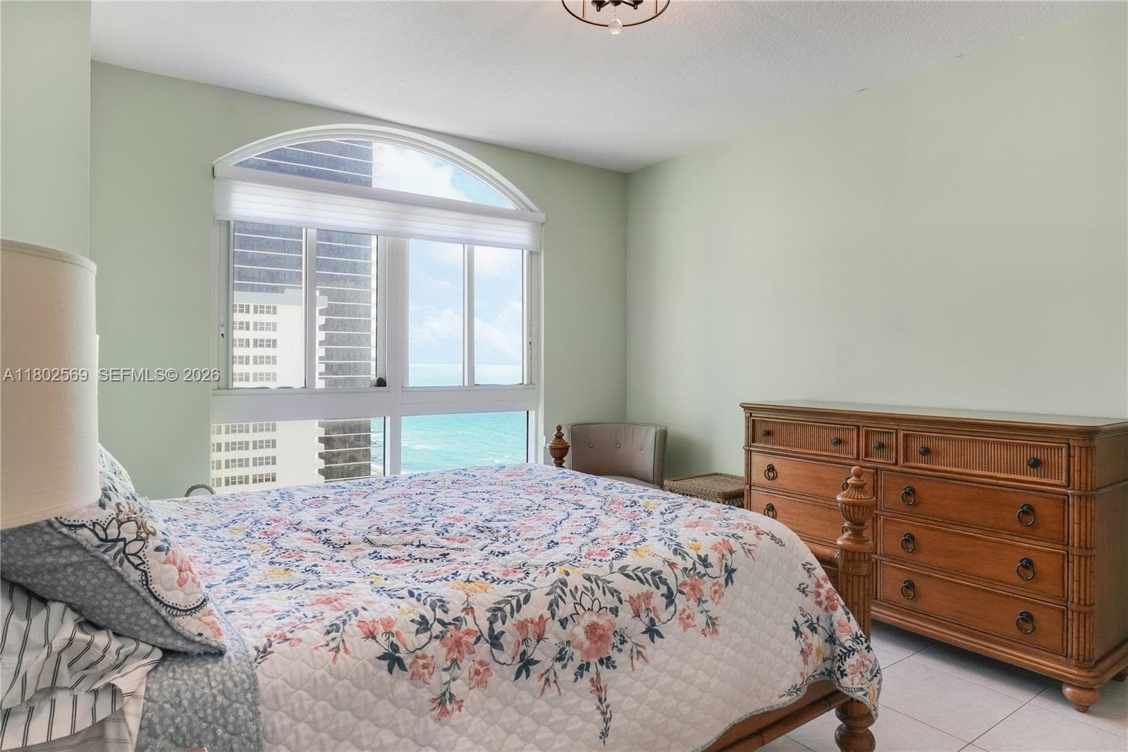 2080 Ocean Dr PH4 photo 8