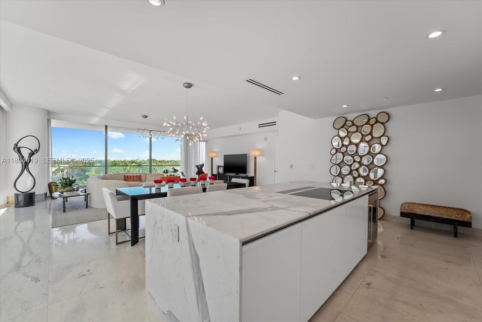 10201 Collins Ave 511 photo 5
