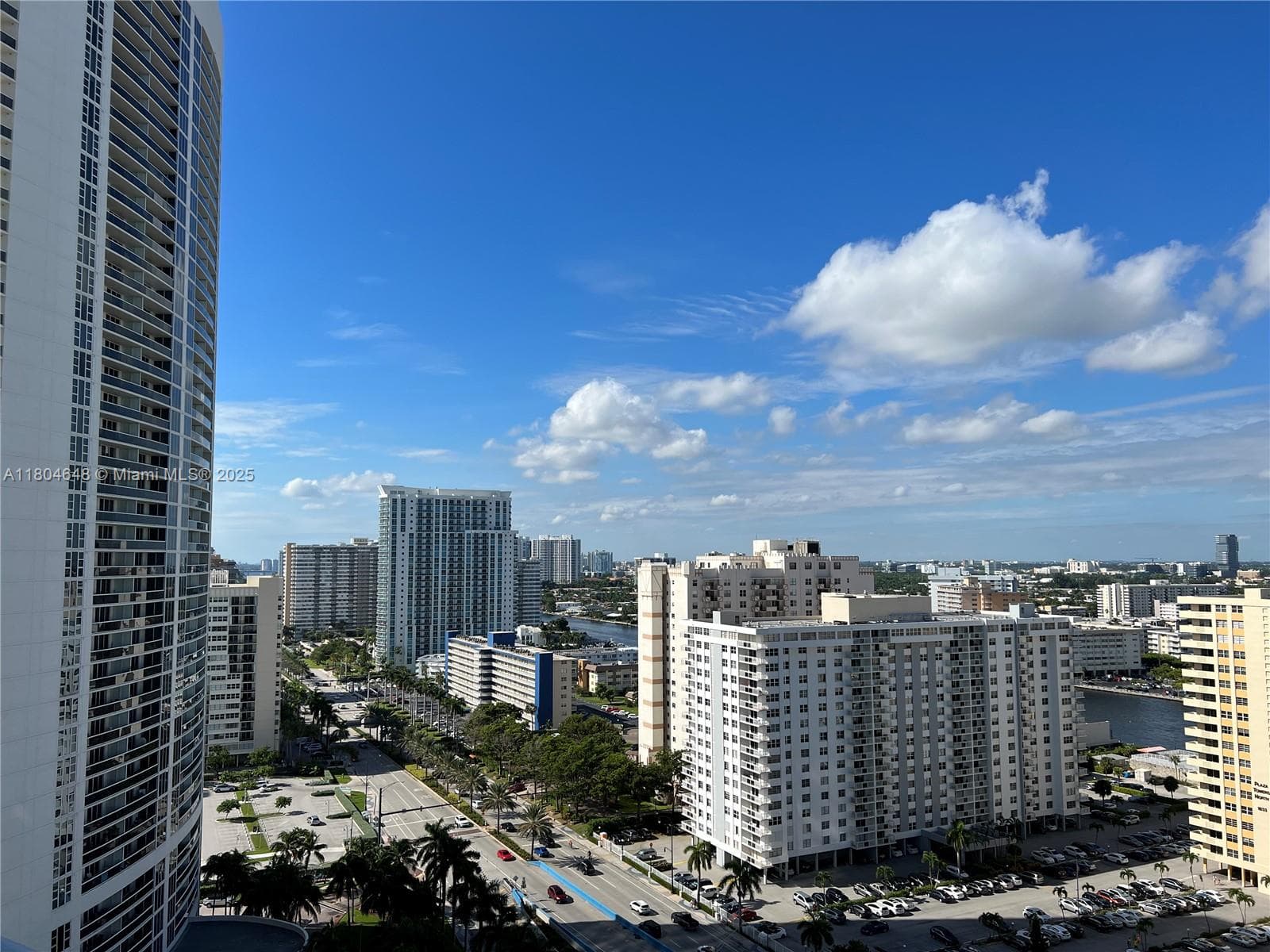 1800 Ocean Dr 2006 photo 8