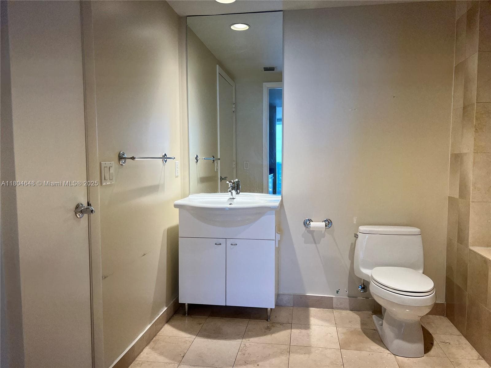 1800 Ocean Dr 2006 photo 21