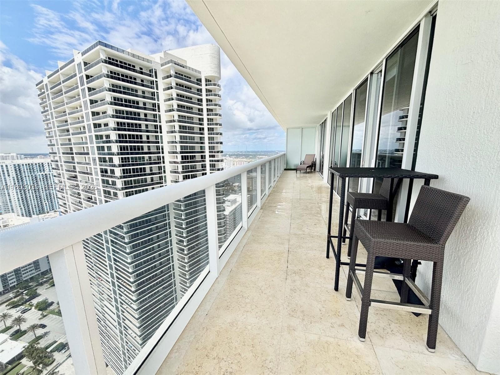 1830 S Ocean Dr 3702 photo 9