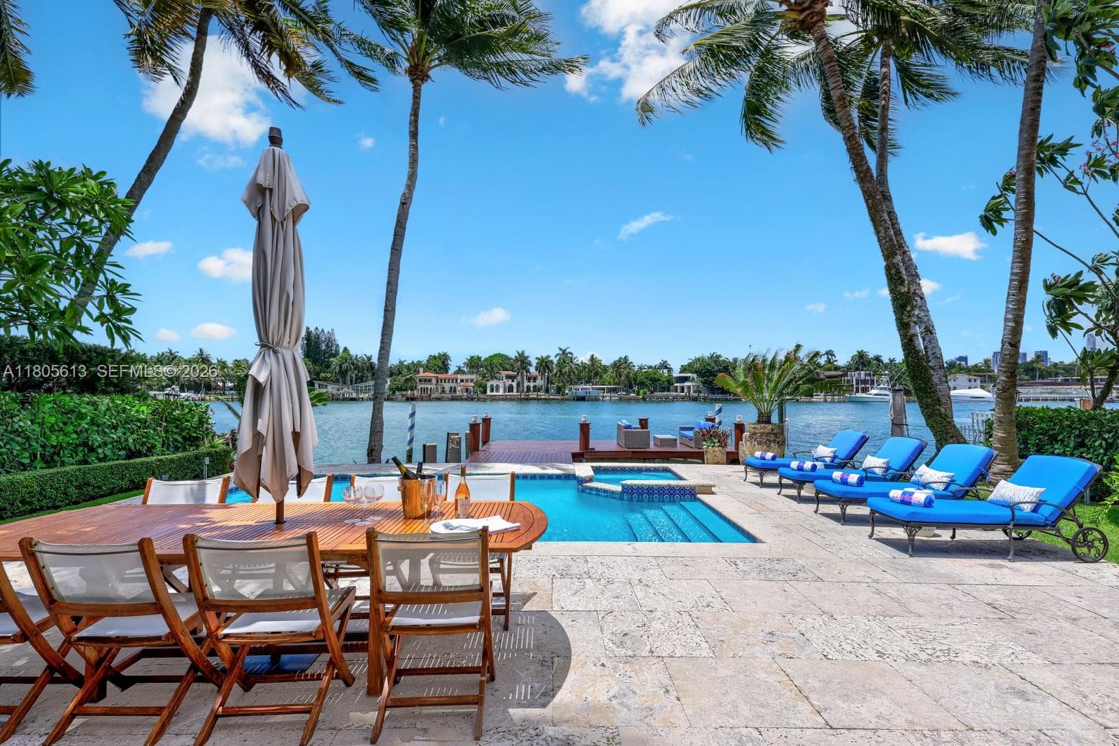 56 Hibiscus Dr 1