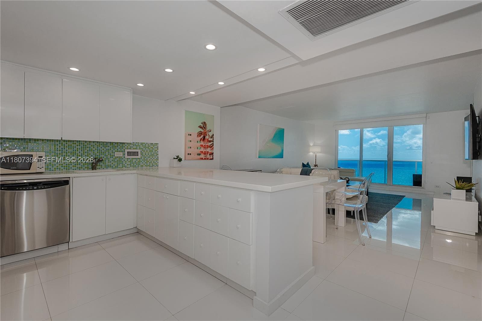 2301 Collins Ave 1538 photo 17