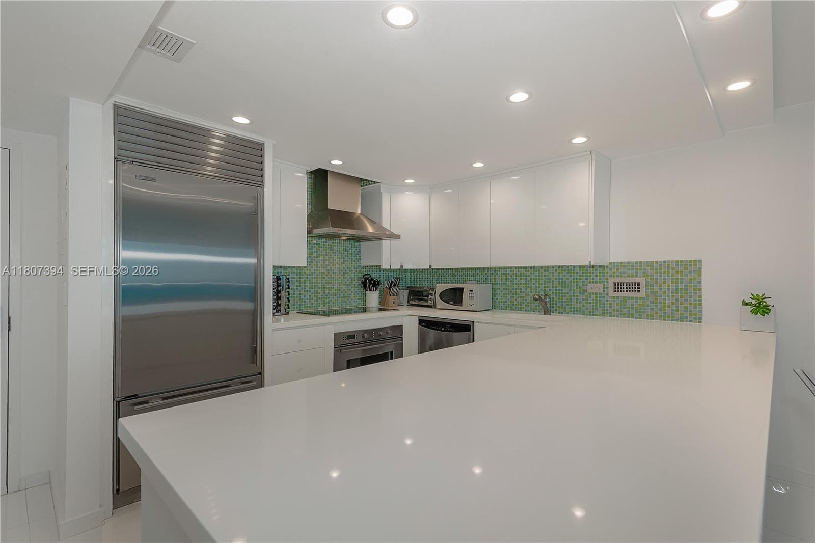 2301 Collins Ave 1538 photo 14
