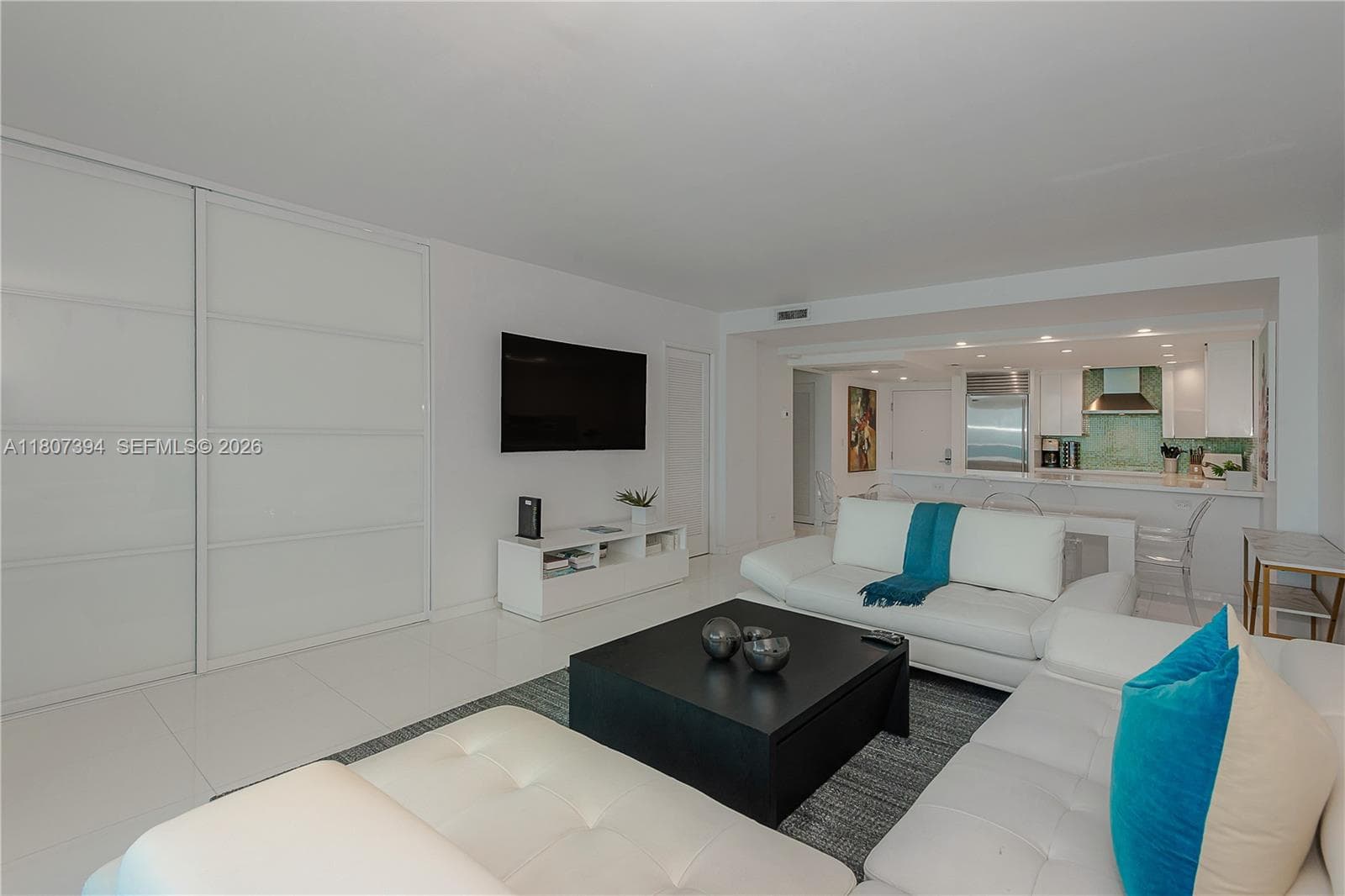 2301 Collins Ave 1538 photo 8