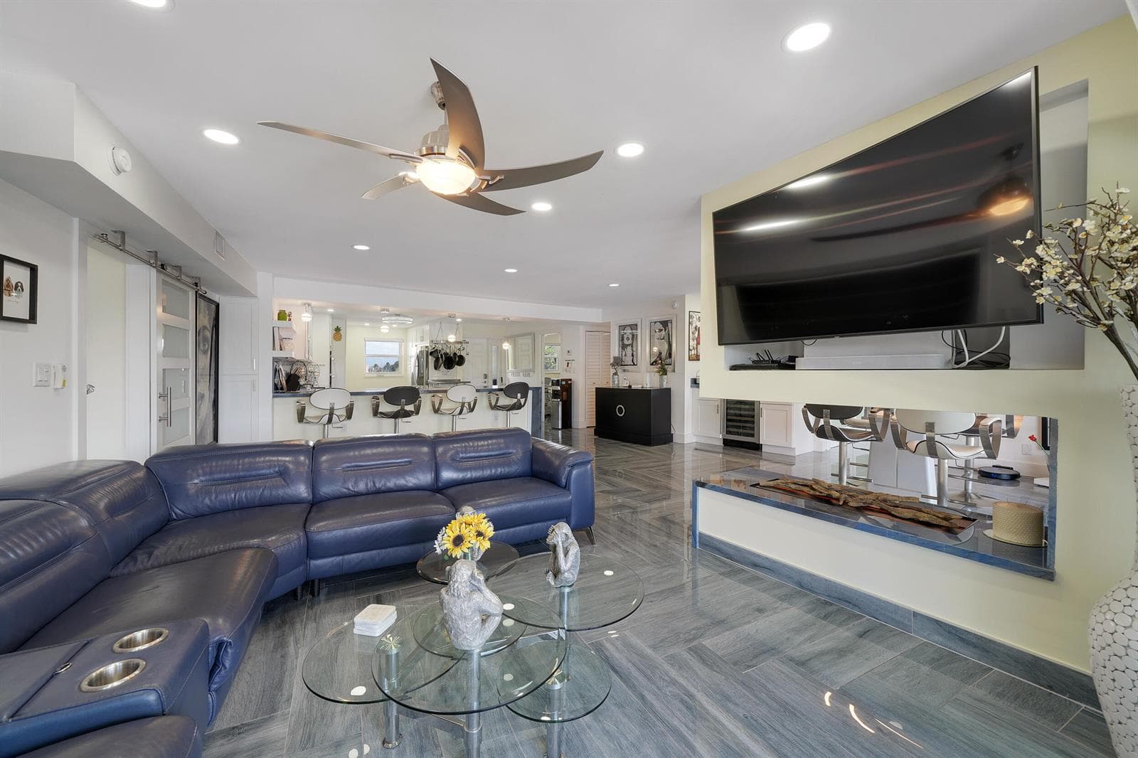 1537 E Hillsboro Boulevard 341 photo 13