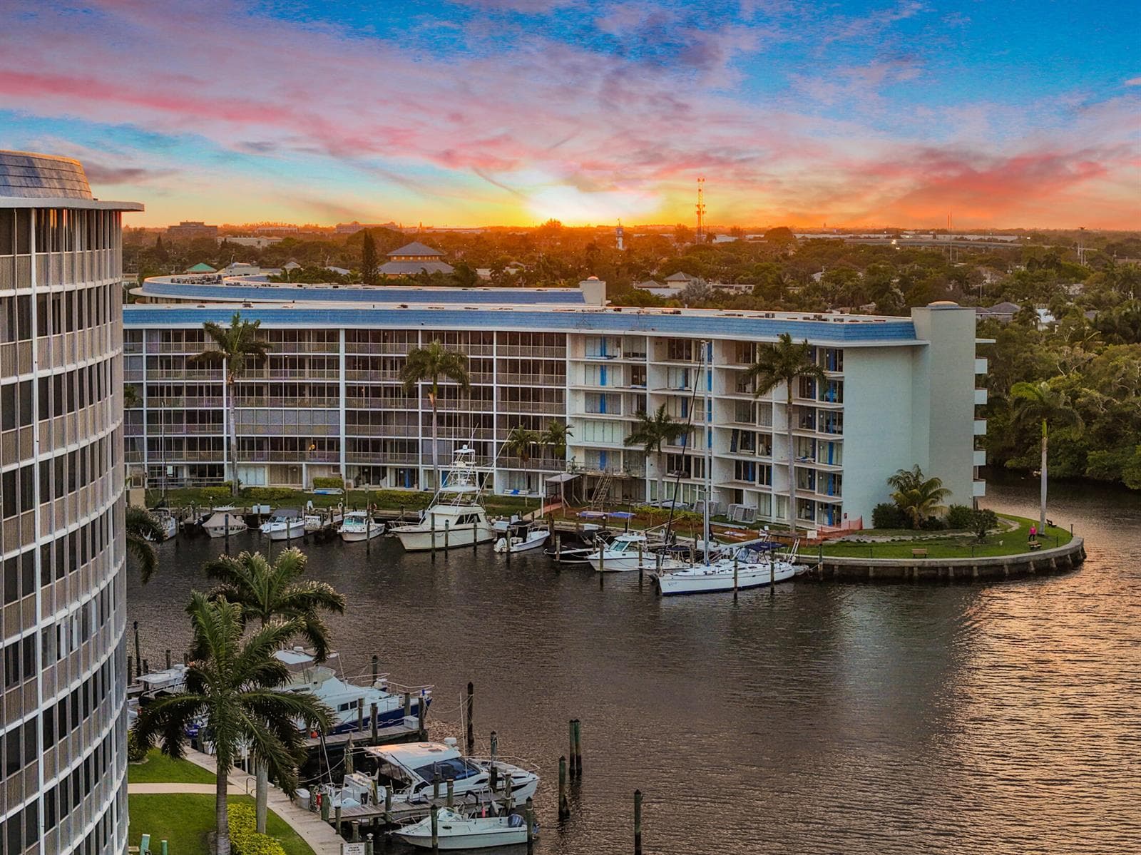 1537 E Hillsboro Boulevard #341 1