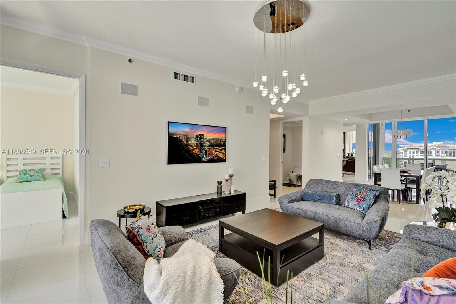 16001 Collins Ave 1604 photo 3