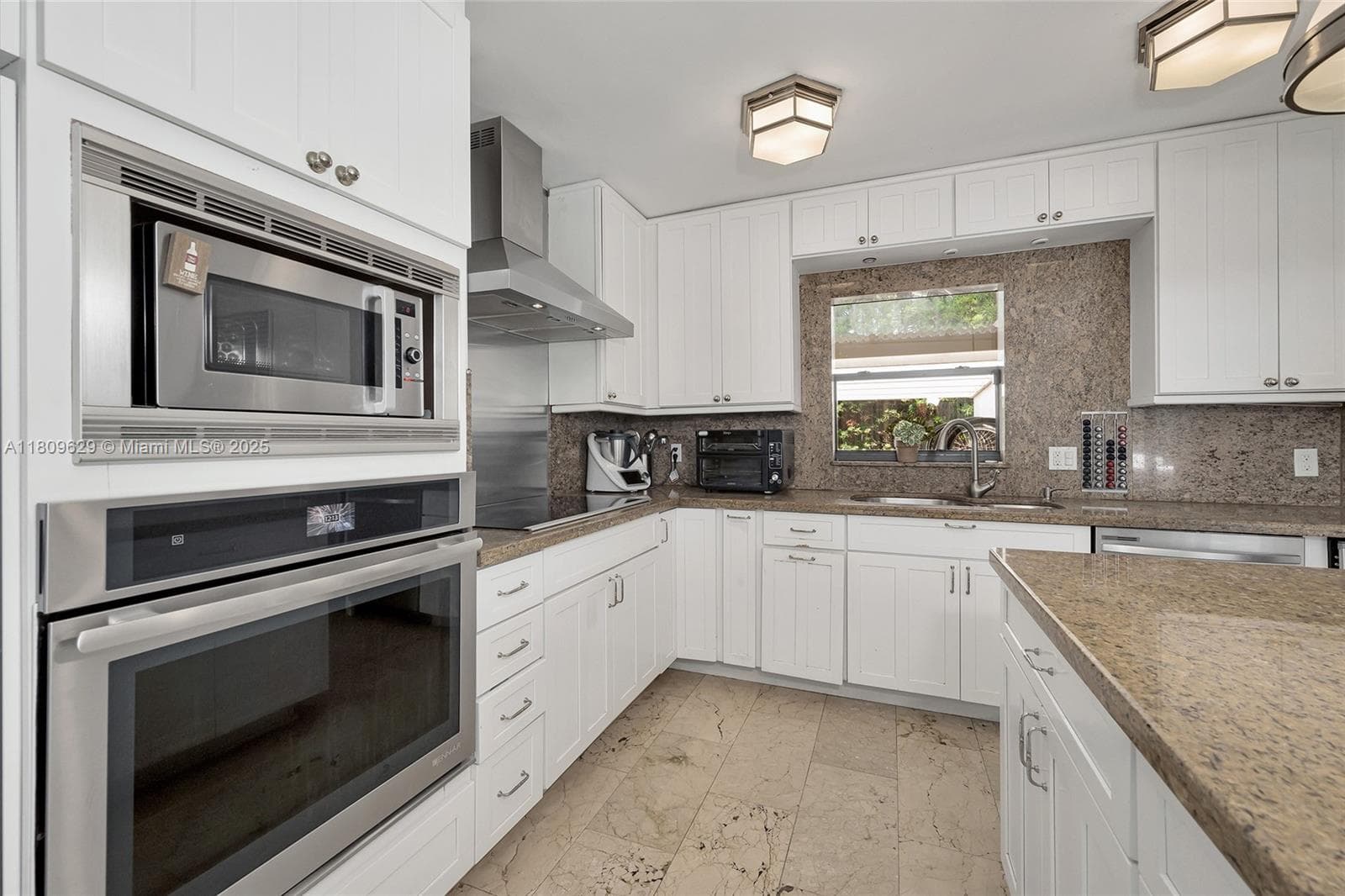 201 Knollwood Dr photo 23