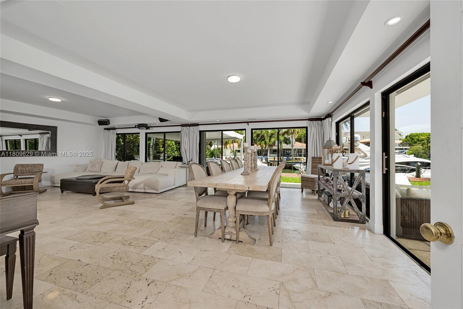 201 Knollwood Dr photo 17