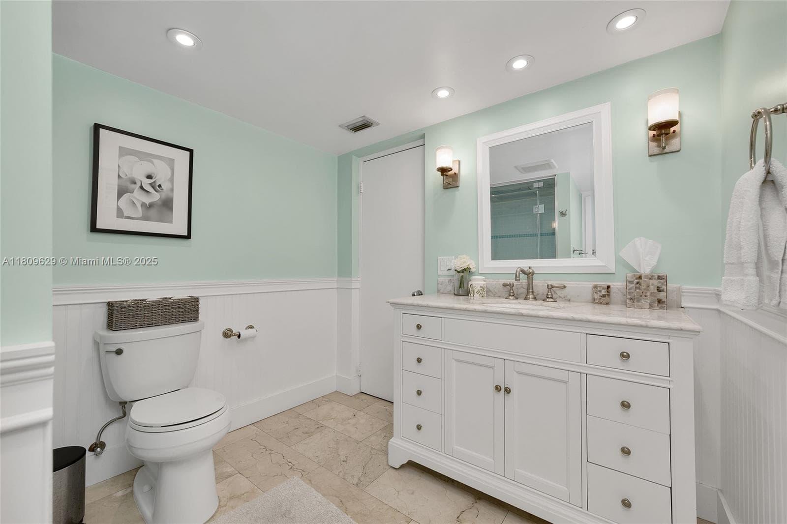 201 Knollwood Dr photo 15