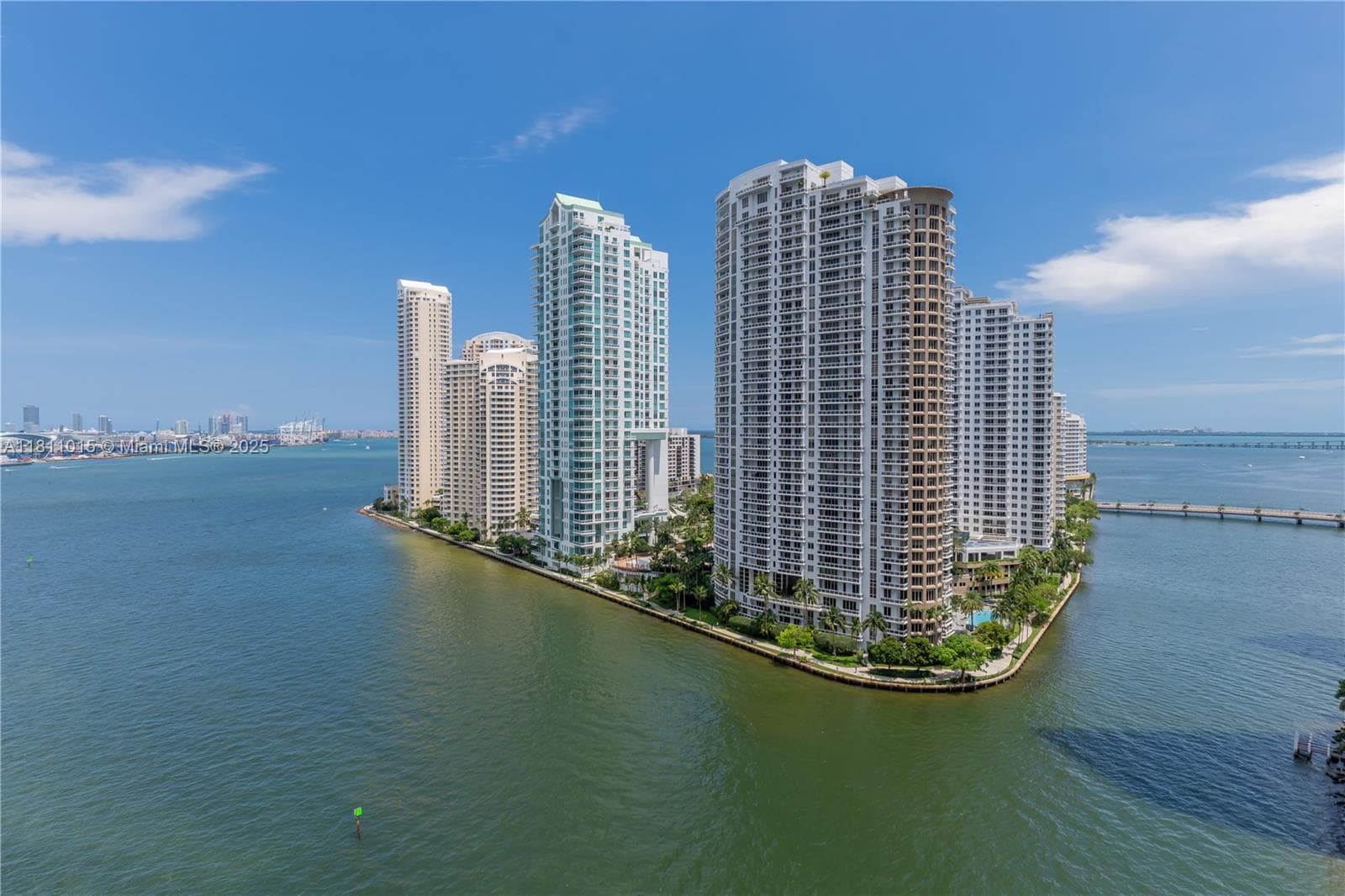 300 Biscayne Blvd Way 4
