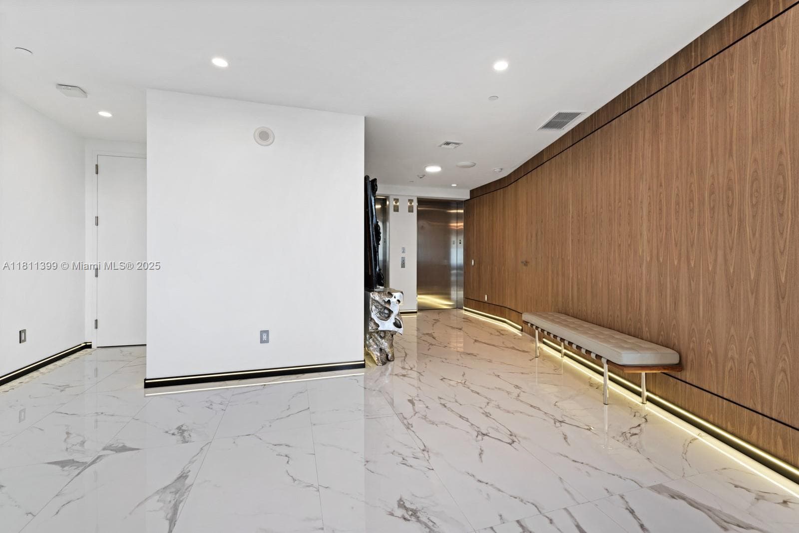 18555 Collins Ave 4603 photo 14
