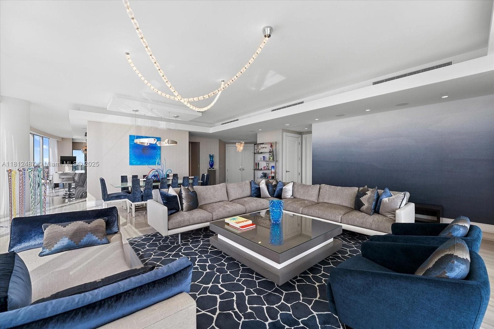 17901 Collins Ave 2
