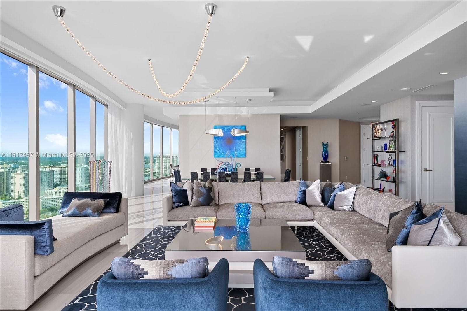 17901 Collins Ave 3