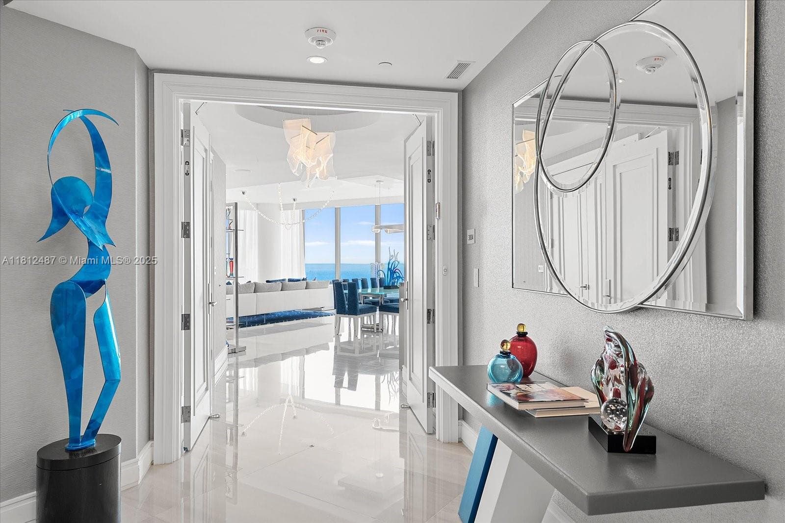 17901 Collins Ave 4