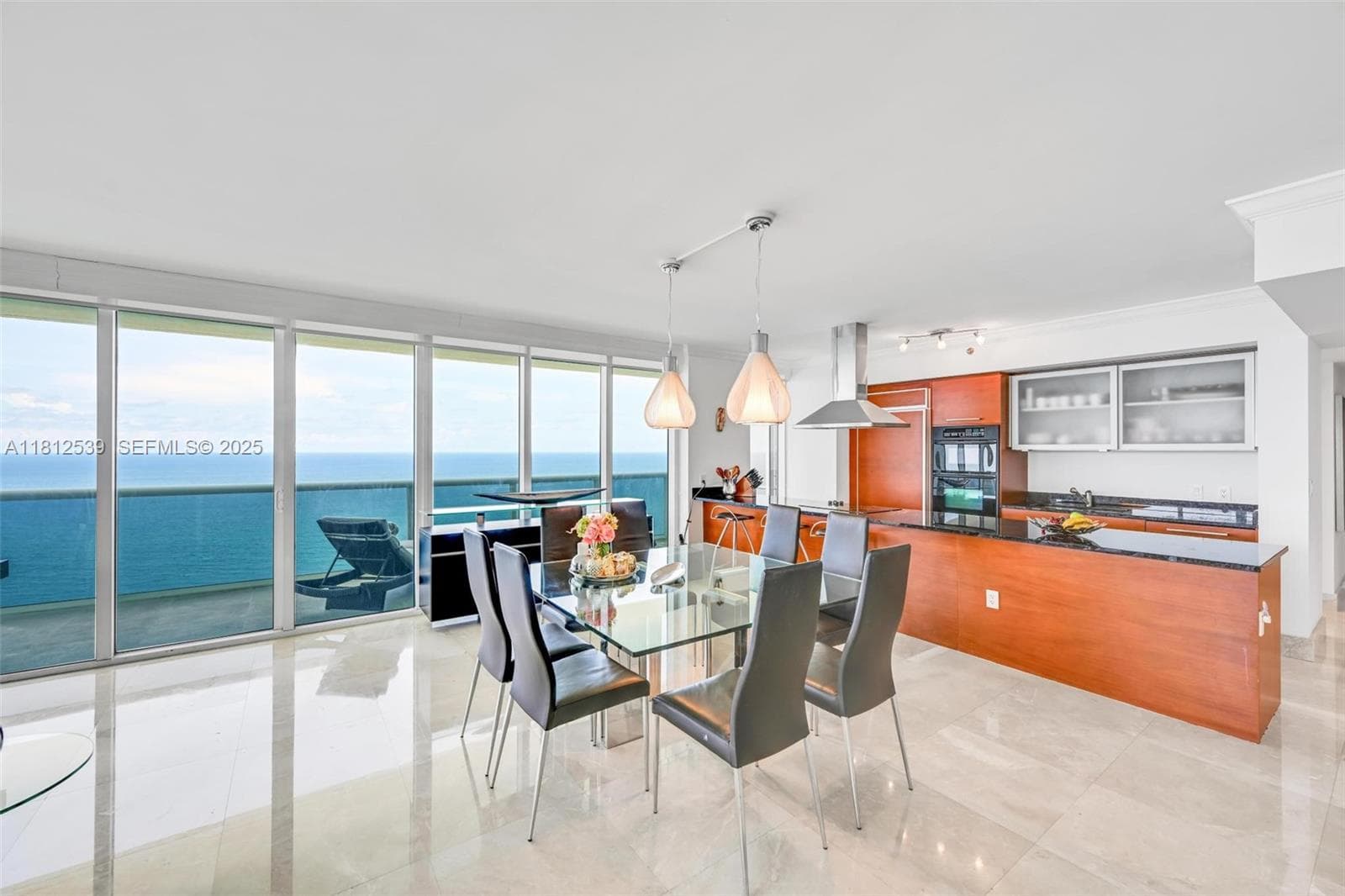 1830 Ocean Dr 3801 photo 6