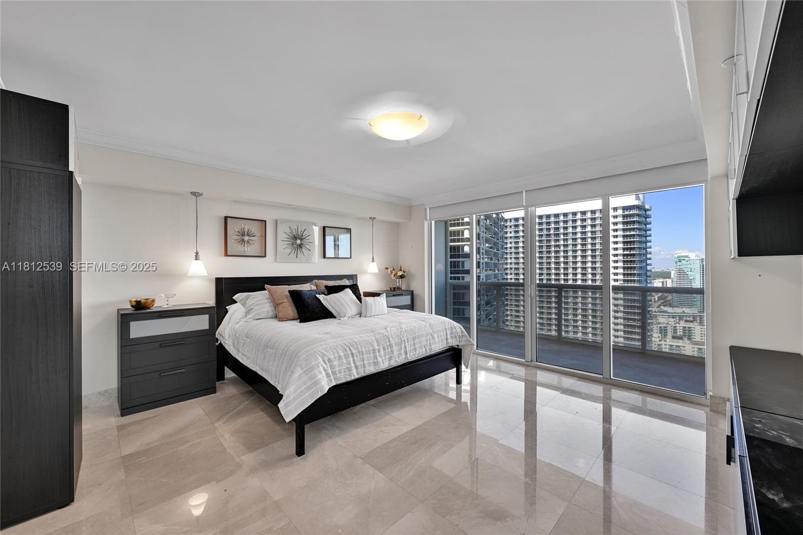 1830 Ocean Dr 3801 photo 15