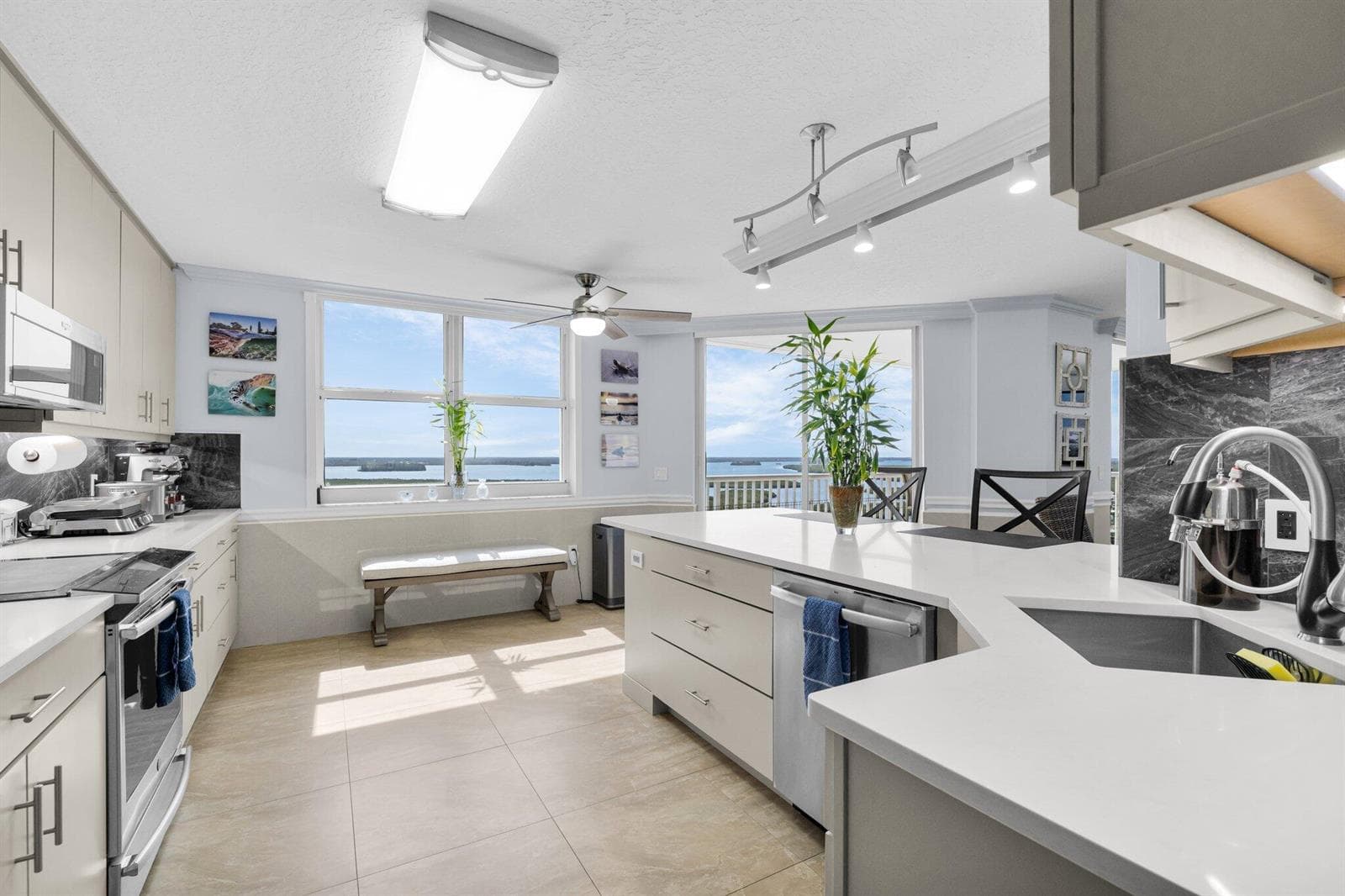 5049 N Highway A1a 1905 photo 6