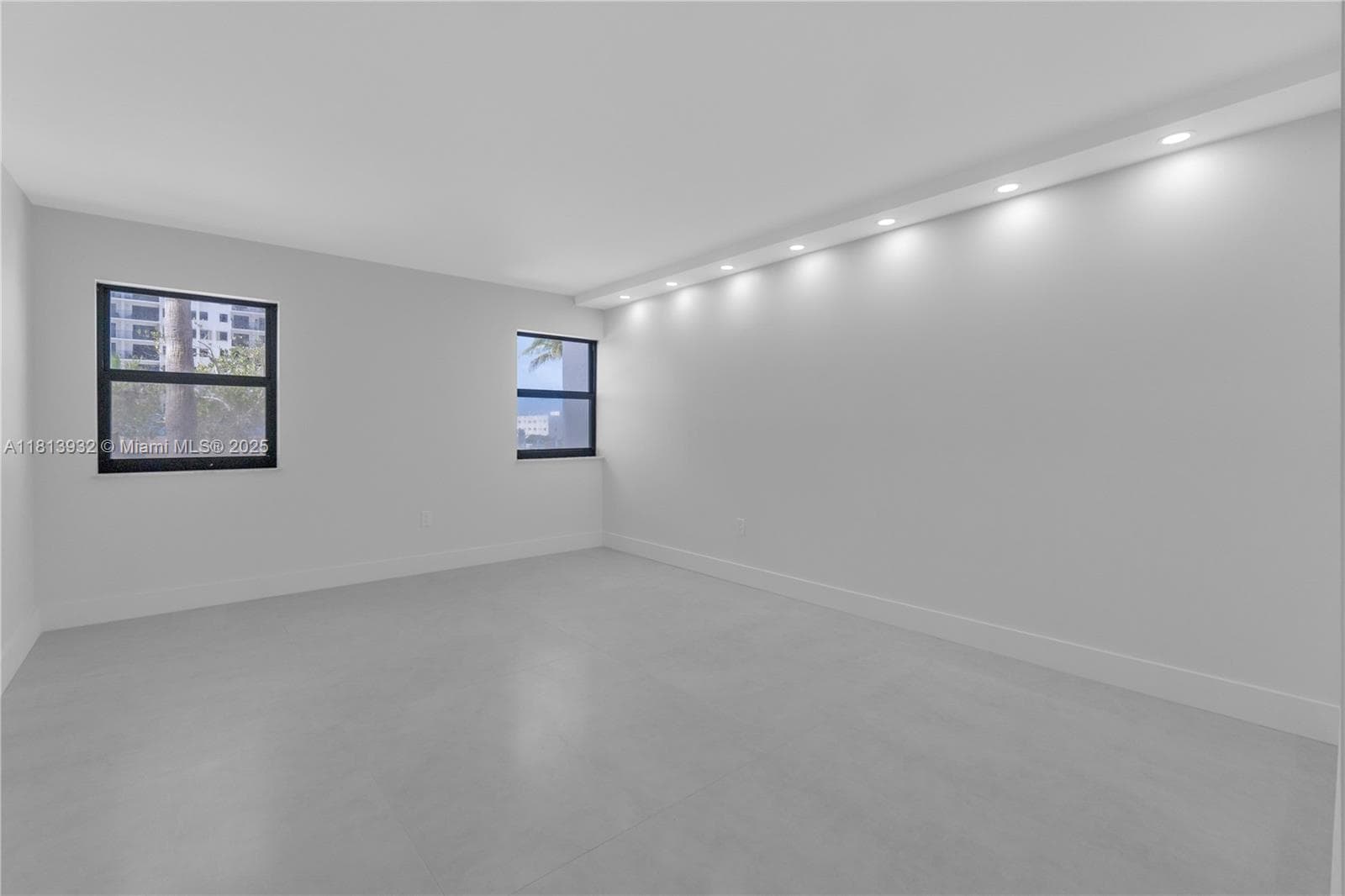 1201 Ocean Dr 507S photo 14