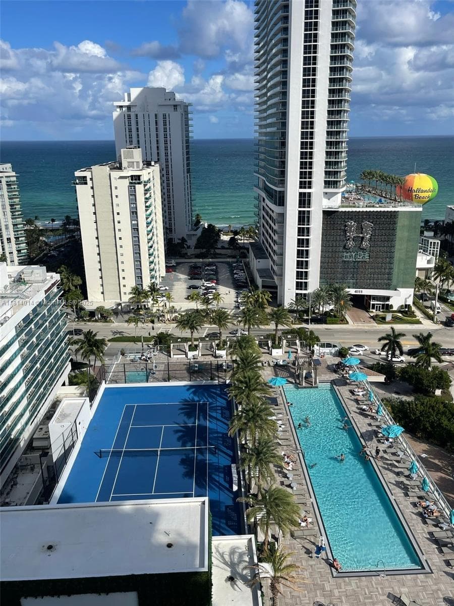 4010 Ocean Dr R1707 photo 13