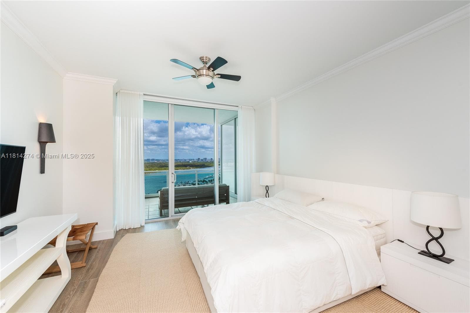 10295 Collins Ave 2506 photo 6